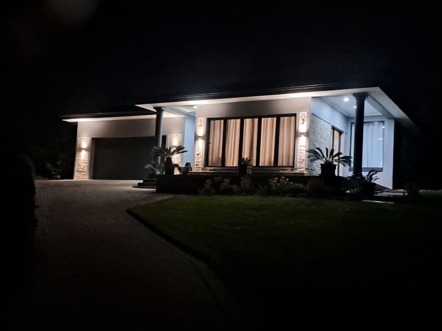 3 Bedroom Property for Sale in Dana Bay Western Cape